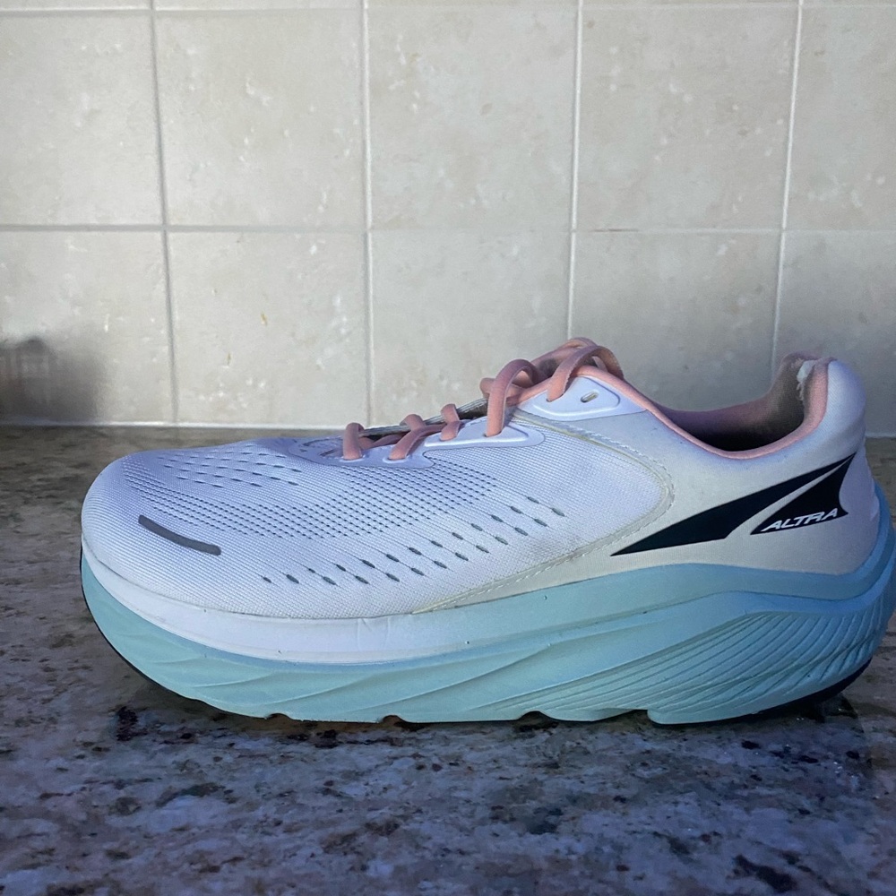 WOMEN'S VIA OLYMPUS 2 - White/Light Blue Size 11